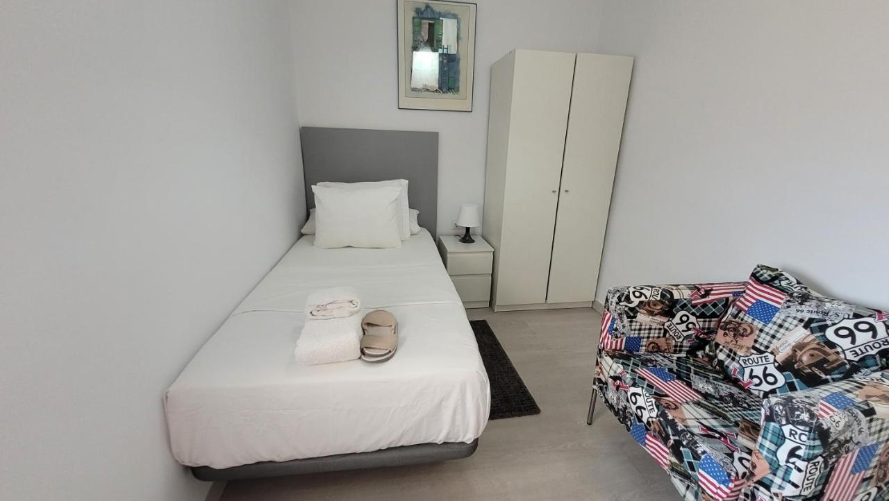 Apartaments B O D Collblanc L'Hospitalet de Llobregat Exterior photo