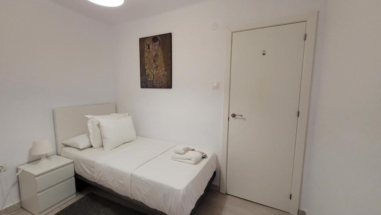 Apartaments B O D Collblanc L'Hospitalet de Llobregat Exterior photo